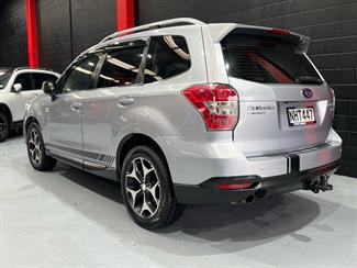 2015 Subaru Forester - Thumbnail