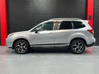 2015 Subaru Forester - Thumbnail