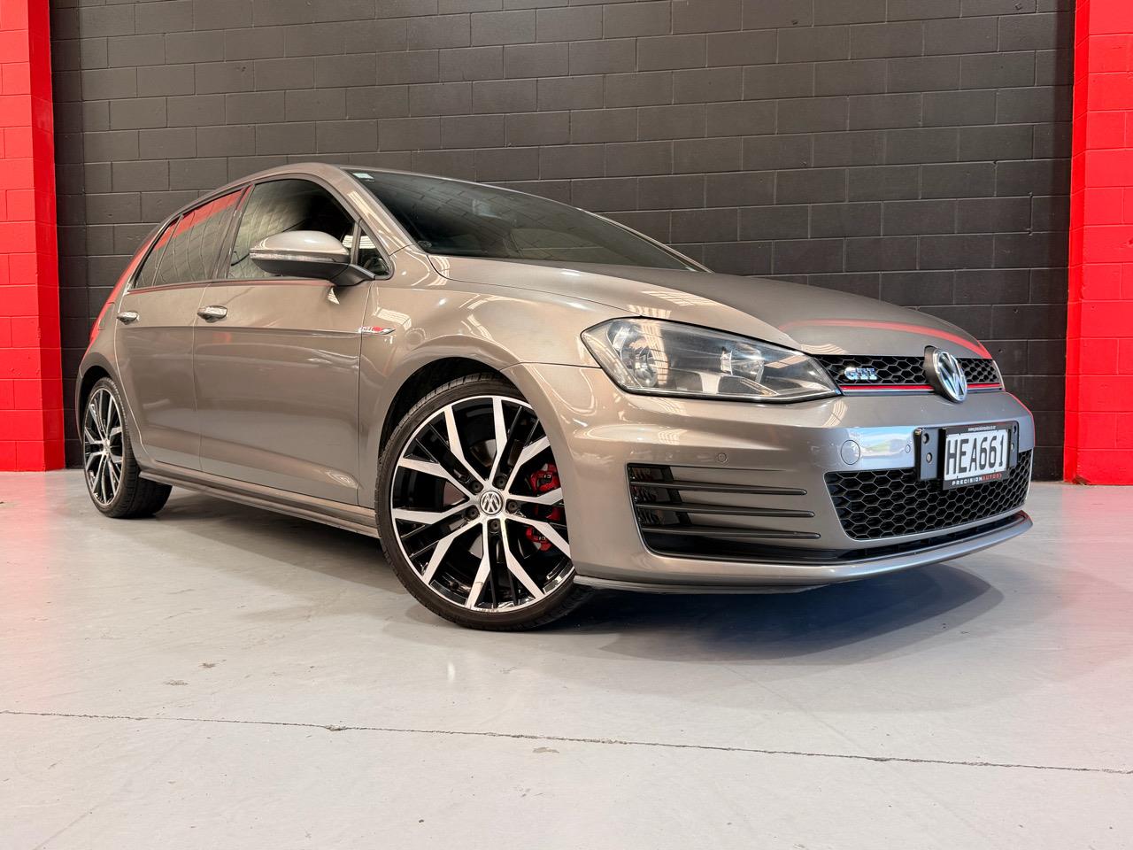 2013 Volkswagen GOLF