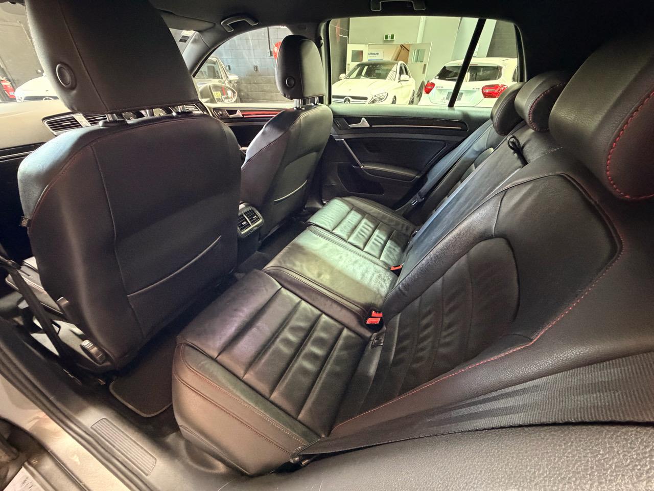 2013 Volkswagen GOLF