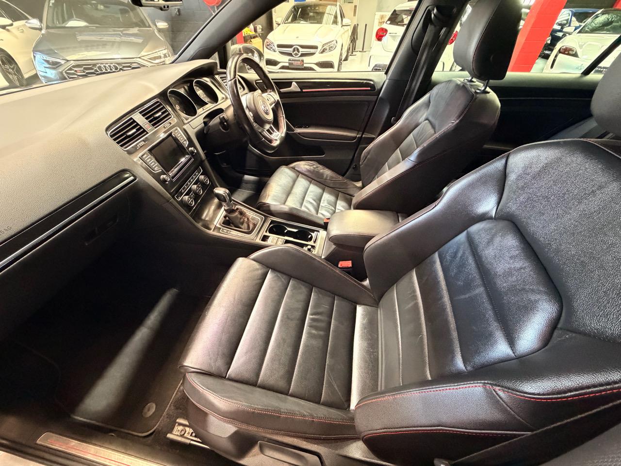 2013 Volkswagen GOLF