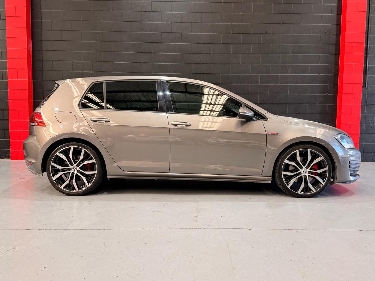 2013 Volkswagen GOLF