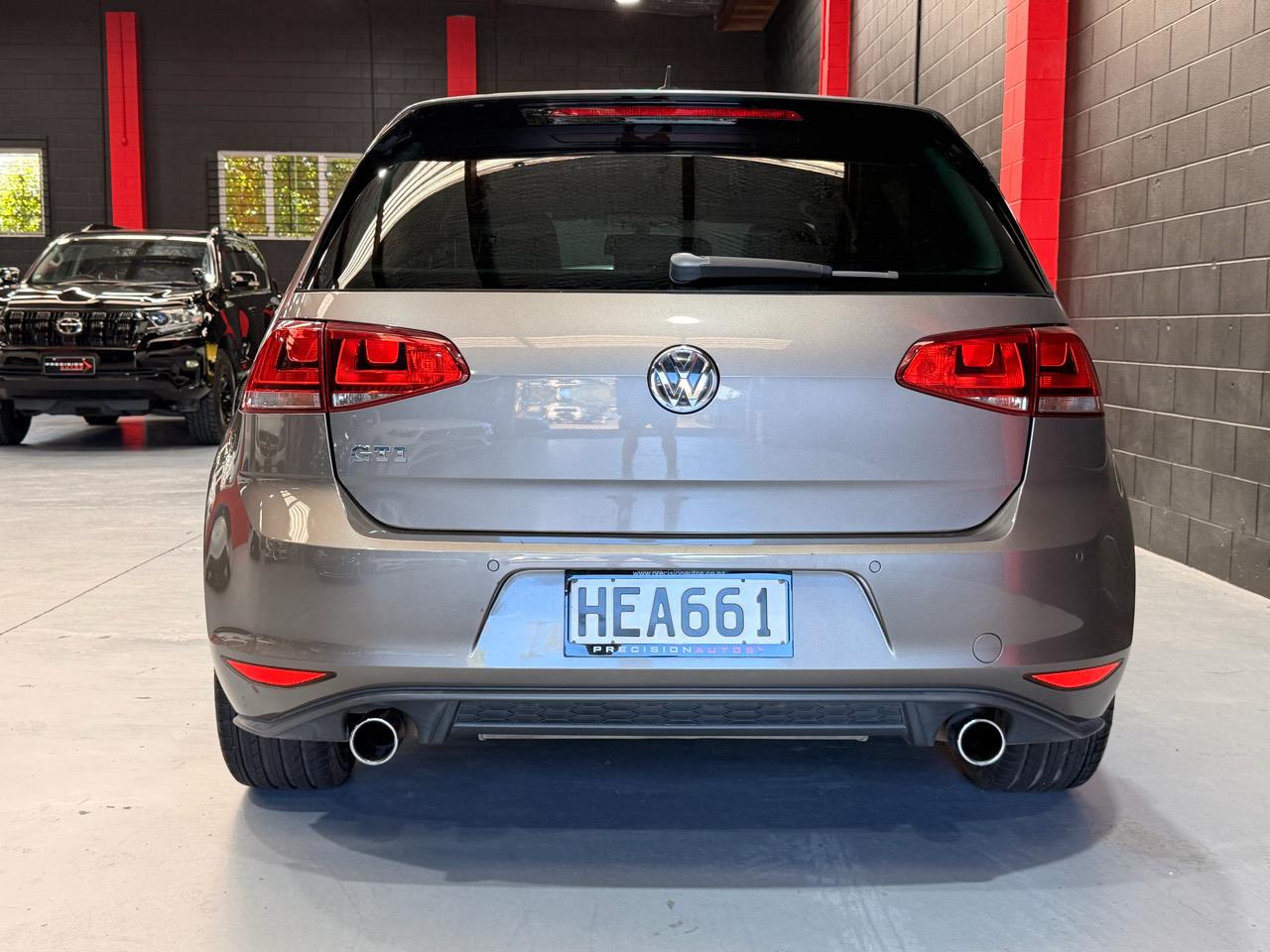 2013 Volkswagen GOLF