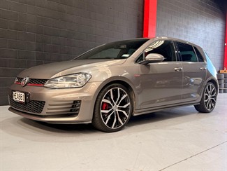 2013 Volkswagen GOLF - Thumbnail