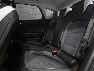 2022 Renault Captur - Thumbnail