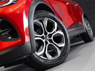 2022 Renault Captur - Thumbnail