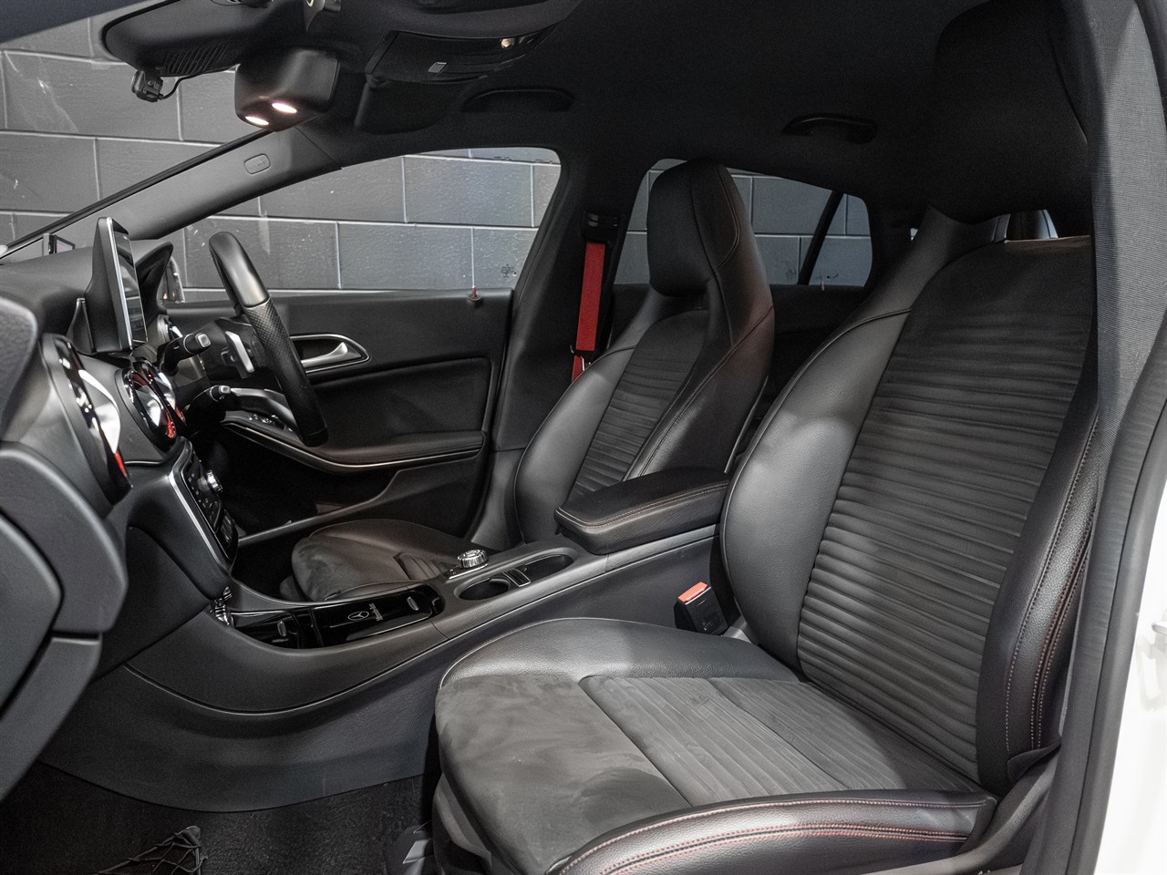 2016 Mercedes-Benz CLA 250