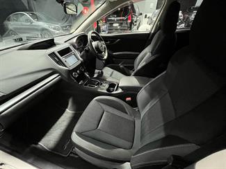 2017 Subaru IMPREZA - Thumbnail