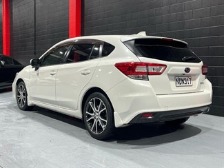 2017 Subaru IMPREZA - Thumbnail