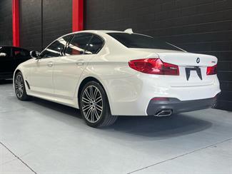 2018 BMW 540i - Thumbnail