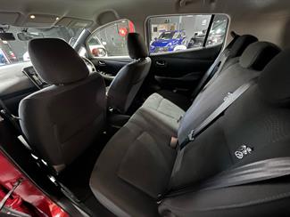 2015 Nissan Leaf - Thumbnail