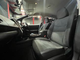 2015 Nissan Leaf - Thumbnail