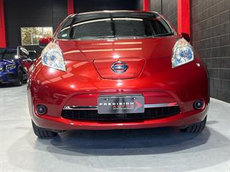 2015 Nissan Leaf - Thumbnail
