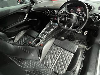 2017 Audi TTS - Thumbnail