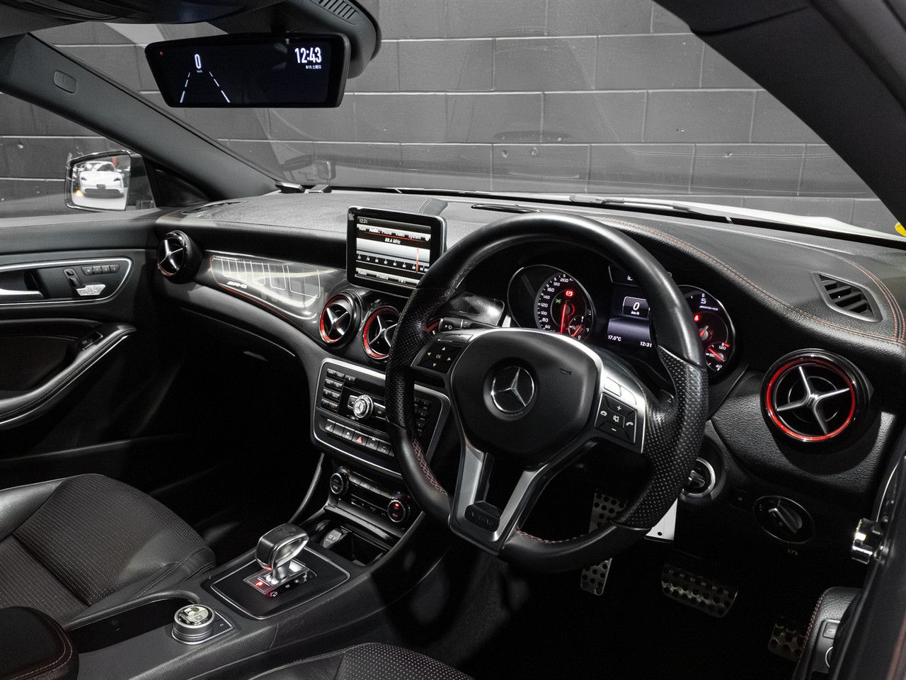 2015 Mercedes-Benz CLA 45