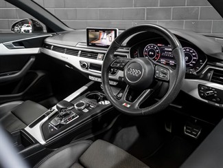 2018 Audi A4 - Thumbnail