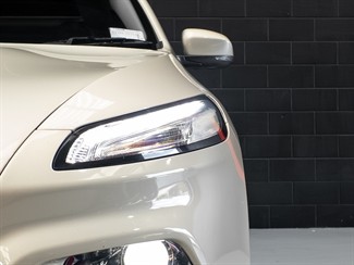 2016 Jeep Cherokee - Thumbnail