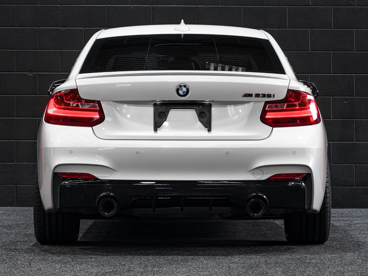 2015 BMW M235i