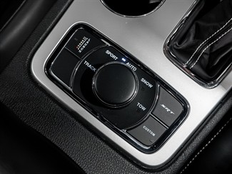 2017 Jeep Grand Cherokee - Thumbnail