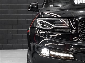 2017 Jeep Grand Cherokee - Thumbnail