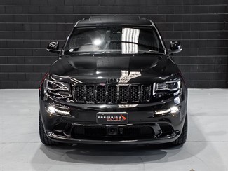 2017 Jeep Grand Cherokee - Thumbnail