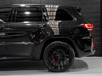 2017 Jeep Grand Cherokee - Thumbnail