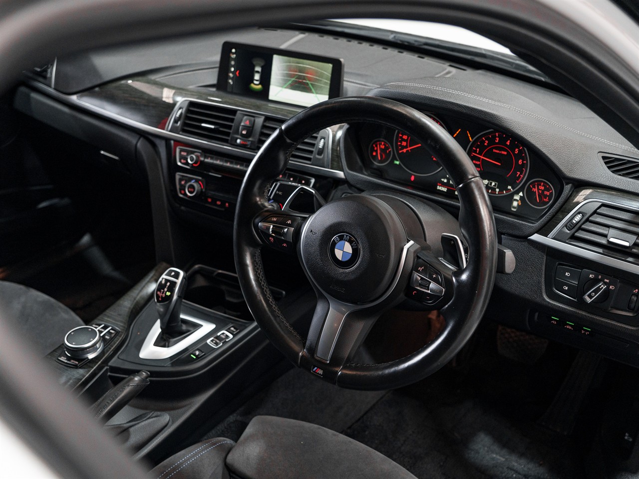 2018 BMW 320I