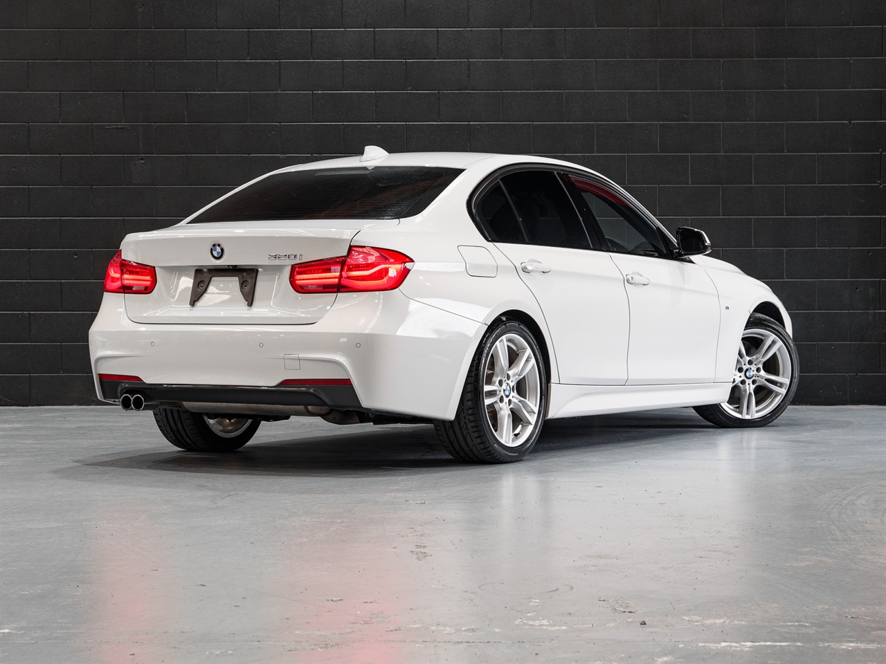 2018 BMW 320I