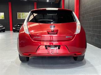 2015 Nissan Leaf - Thumbnail