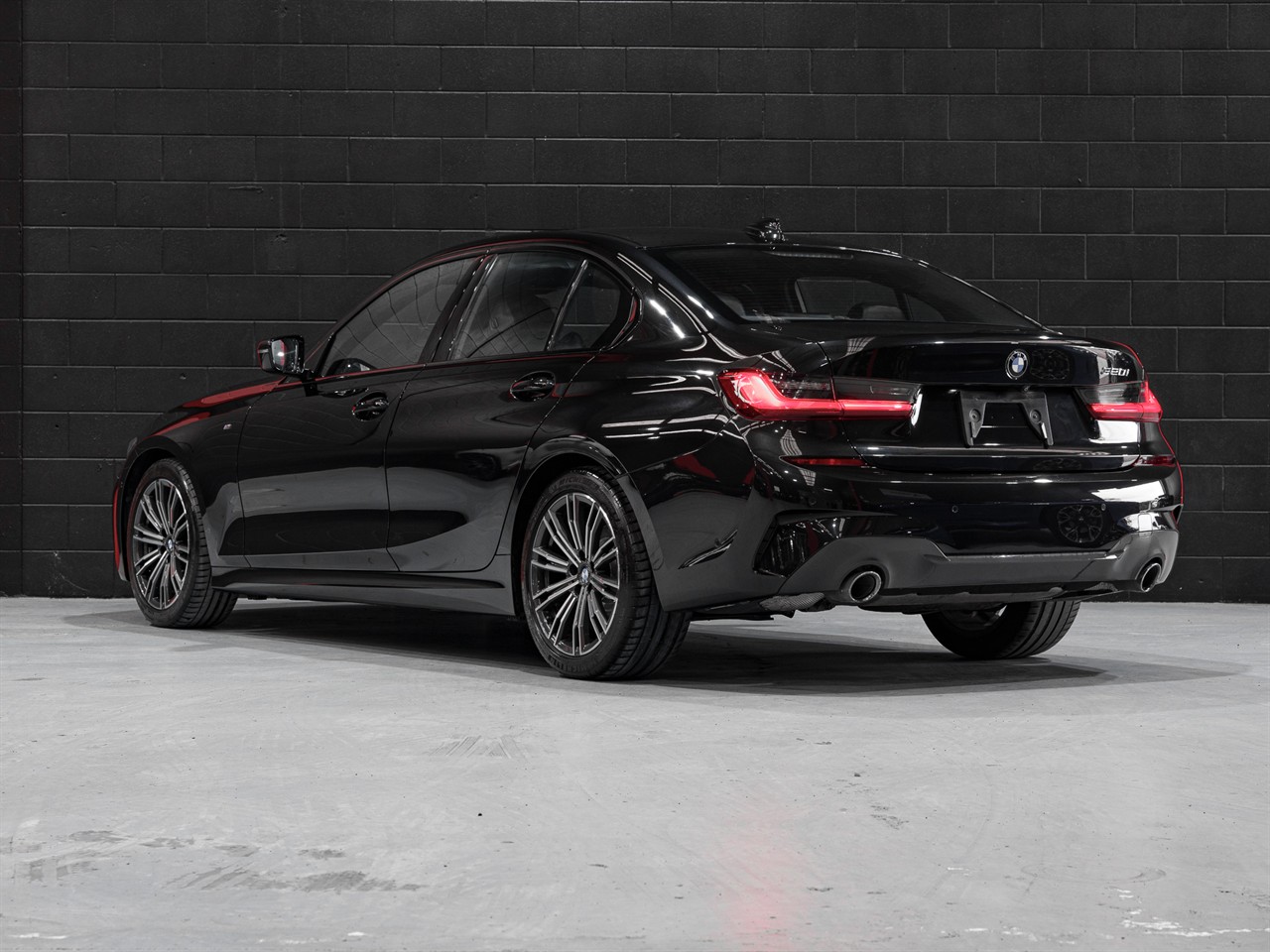 2019 BMW 320I