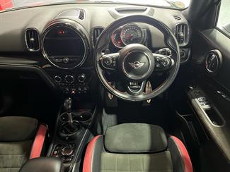 2017 Mini Countryman - Thumbnail