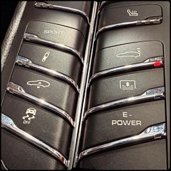2013 Porsche Panamera - Thumbnail
