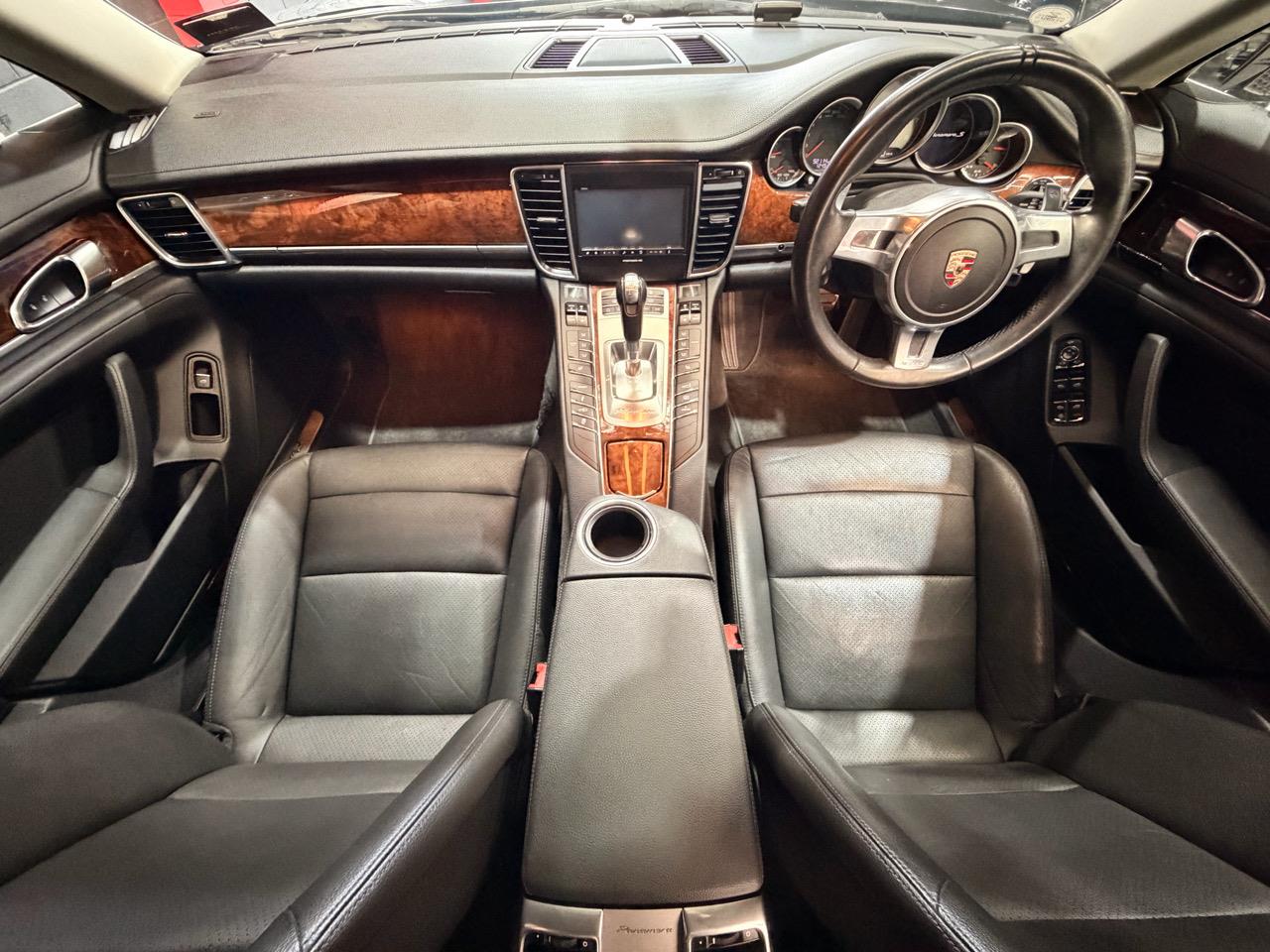 2013 Porsche Panamera