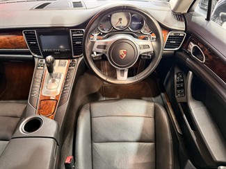 2013 Porsche Panamera - Thumbnail