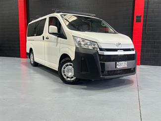 2020 TOYOTA Hiace - Thumbnail
