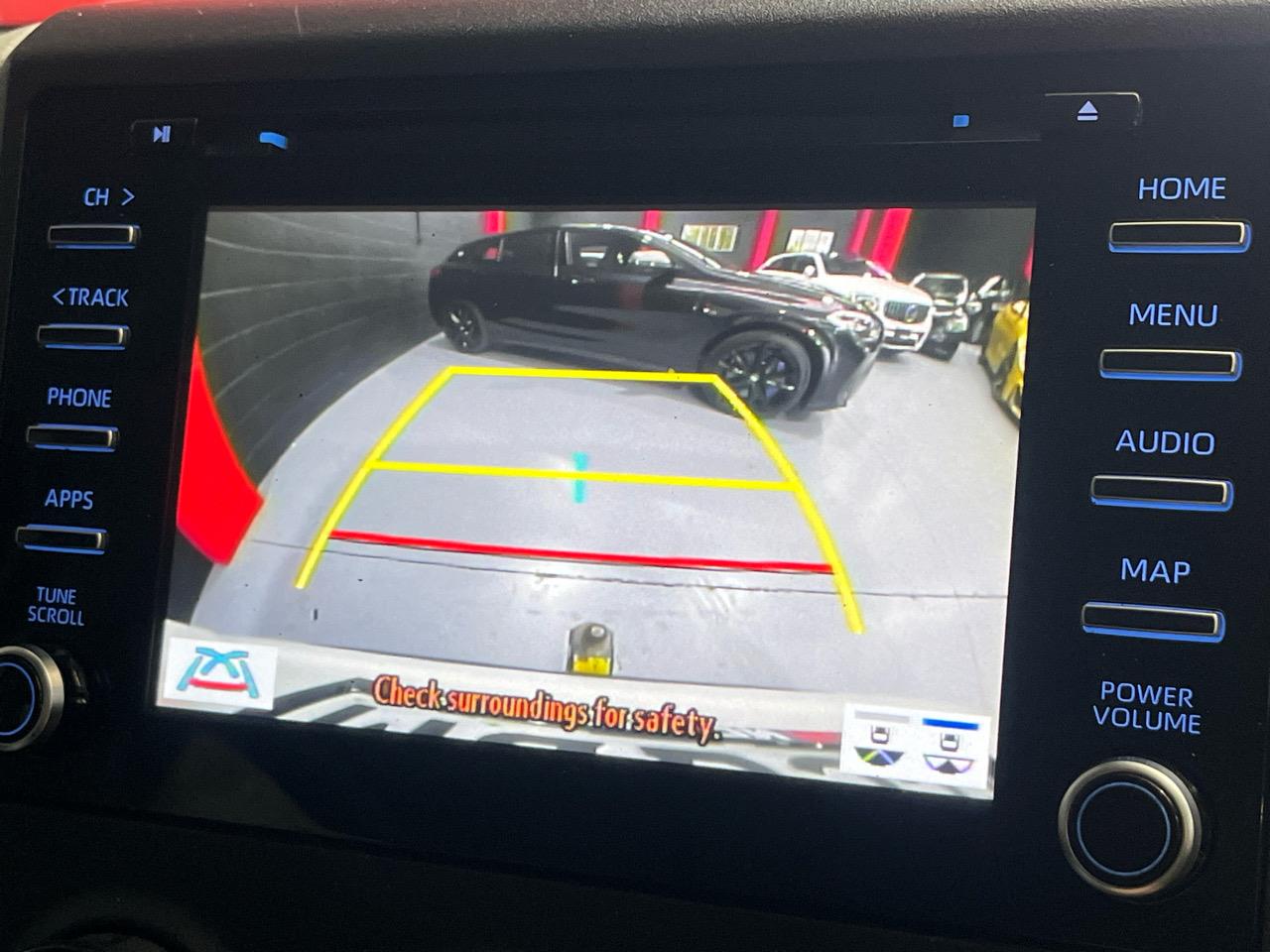 2020 TOYOTA Hiace