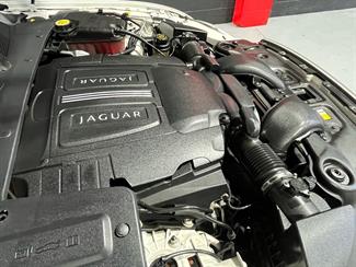 2011 Jaguar Xj - Thumbnail