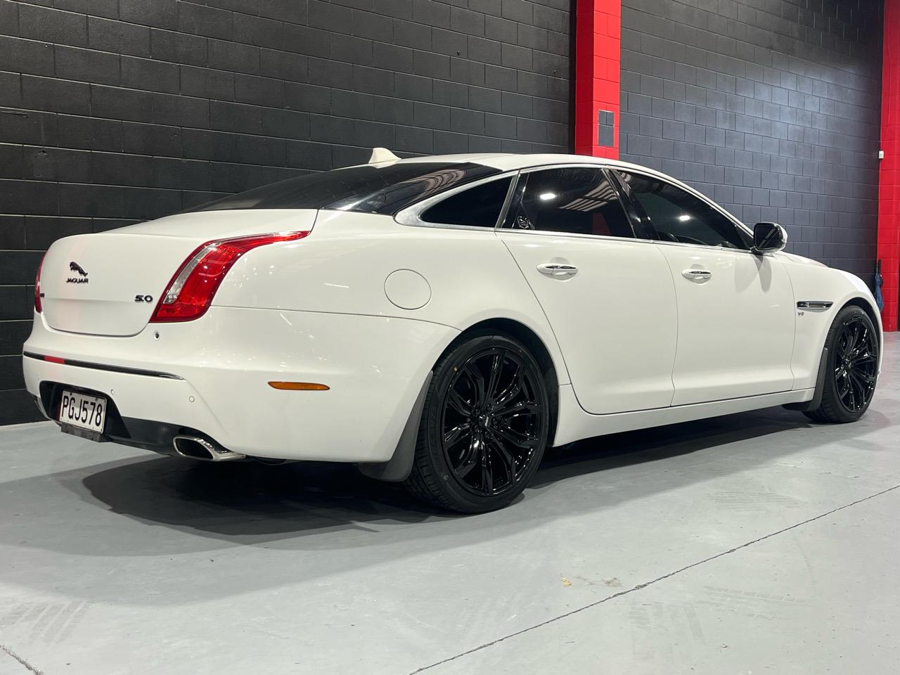 2011 Jaguar Xj