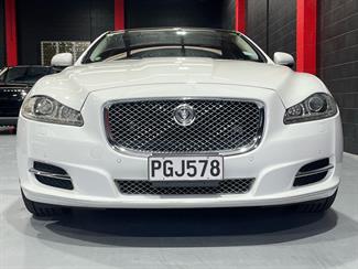 2011 Jaguar Xj - Thumbnail
