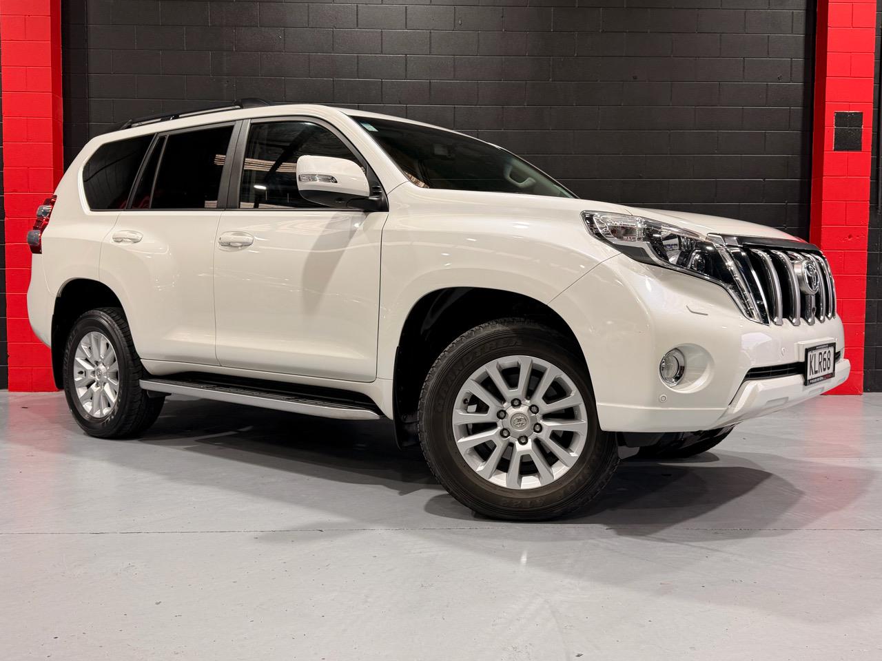 2017 TOYOTA Landcruiser Prado