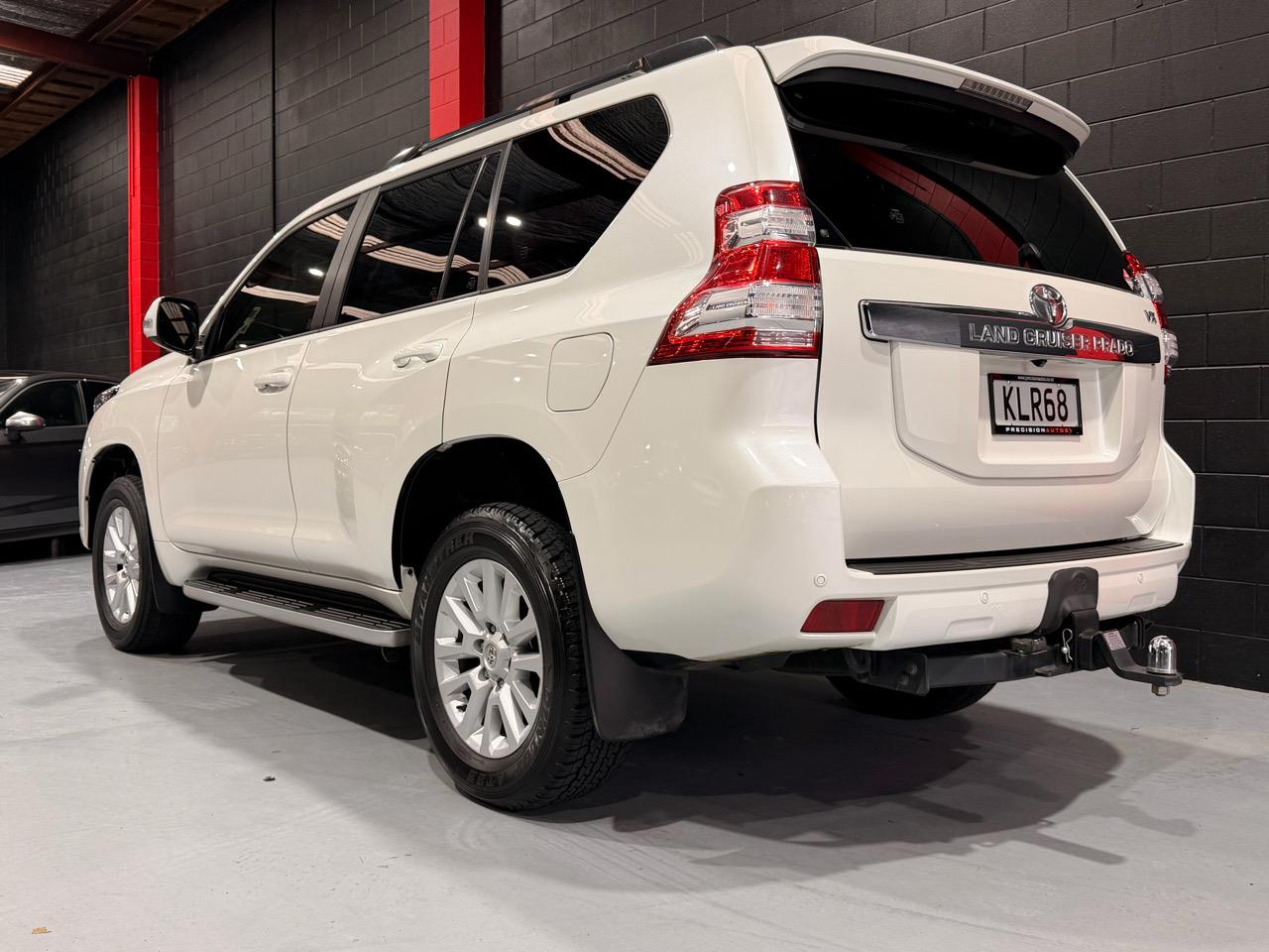 2017 TOYOTA Landcruiser Prado