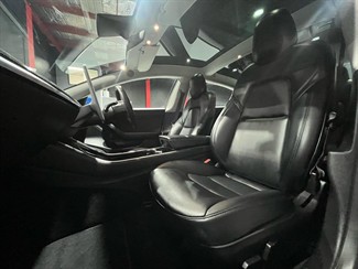 2019 Tesla Model 3 - Thumbnail