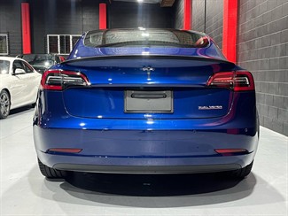 2019 Tesla Model 3 - Thumbnail