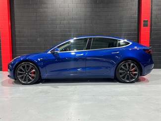 2019 Tesla Model 3 - Thumbnail