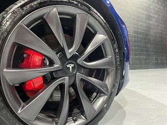 2019 Tesla Model 3 - Thumbnail