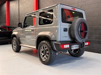 2023 Suzuki Jimny - Thumbnail