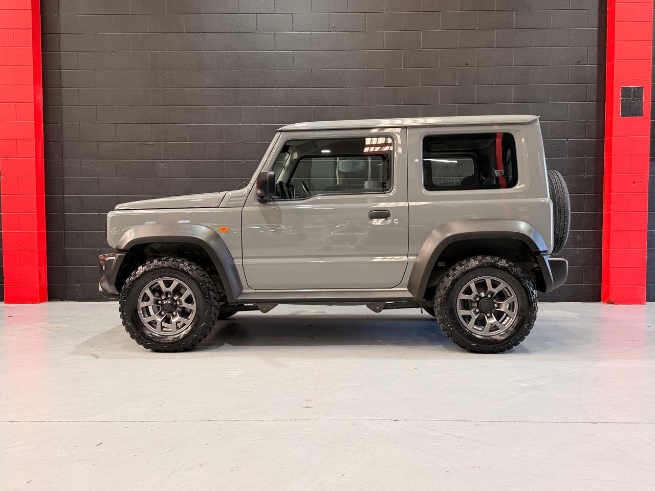 2023 Suzuki Jimny