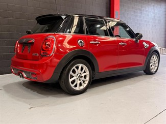 2015 Mini Cooper - Thumbnail