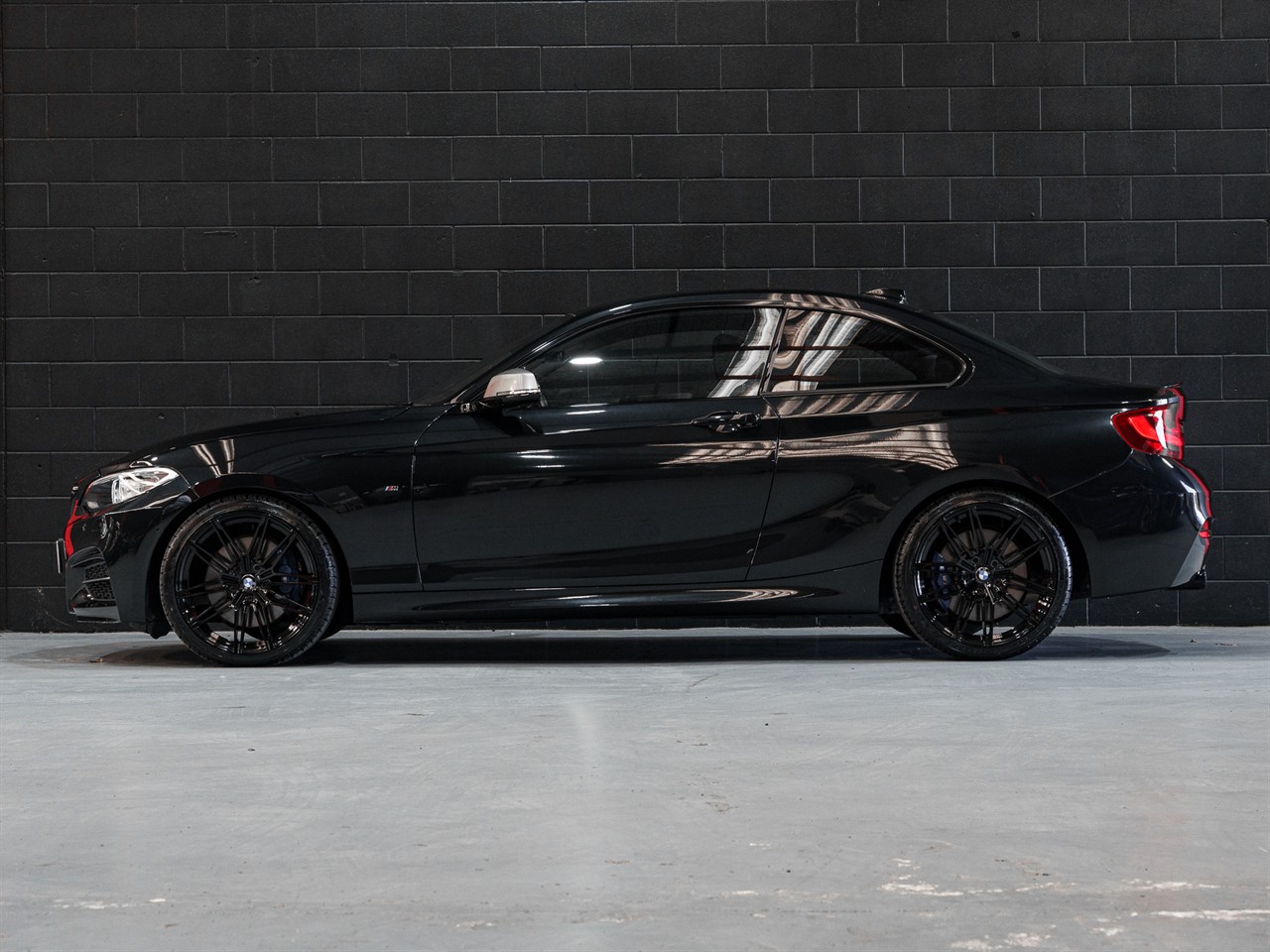 2016 BMW M235i