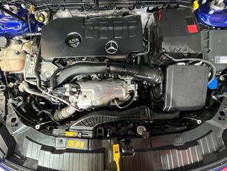2020 Mercedes-Benz GLB 250 - Thumbnail